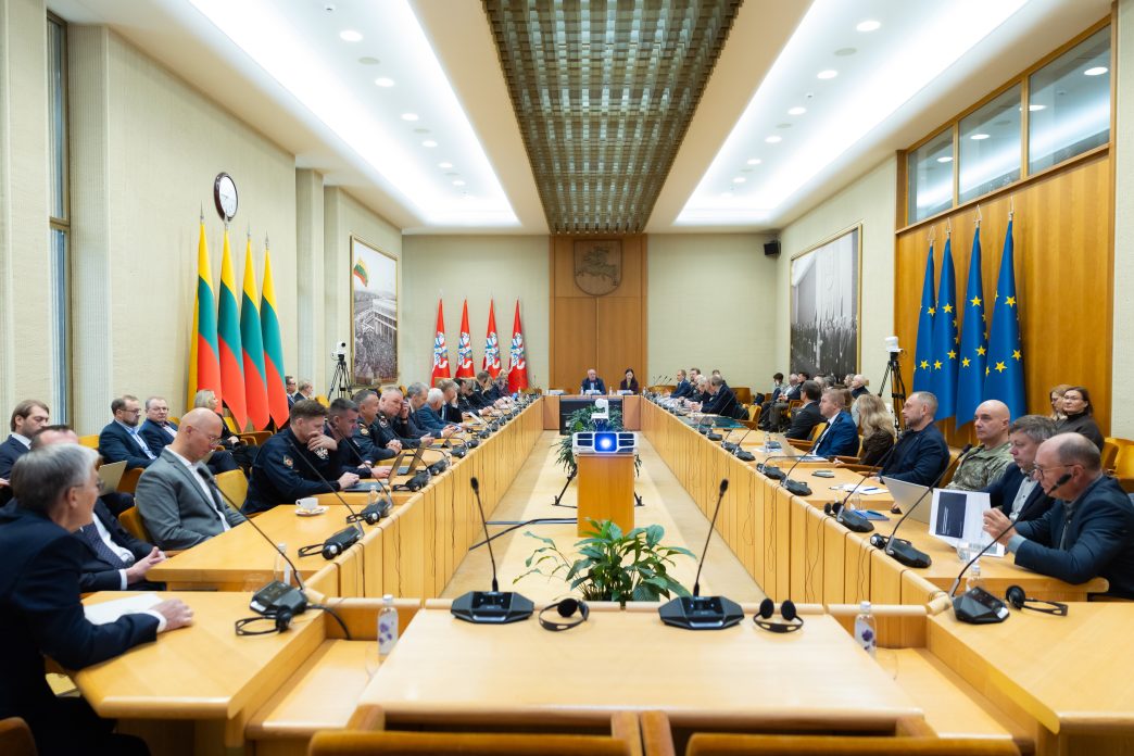 ukrainos-patirtis:-priedangu-tinkla-butina-kurti-ir-stiprinti-taikos-metu