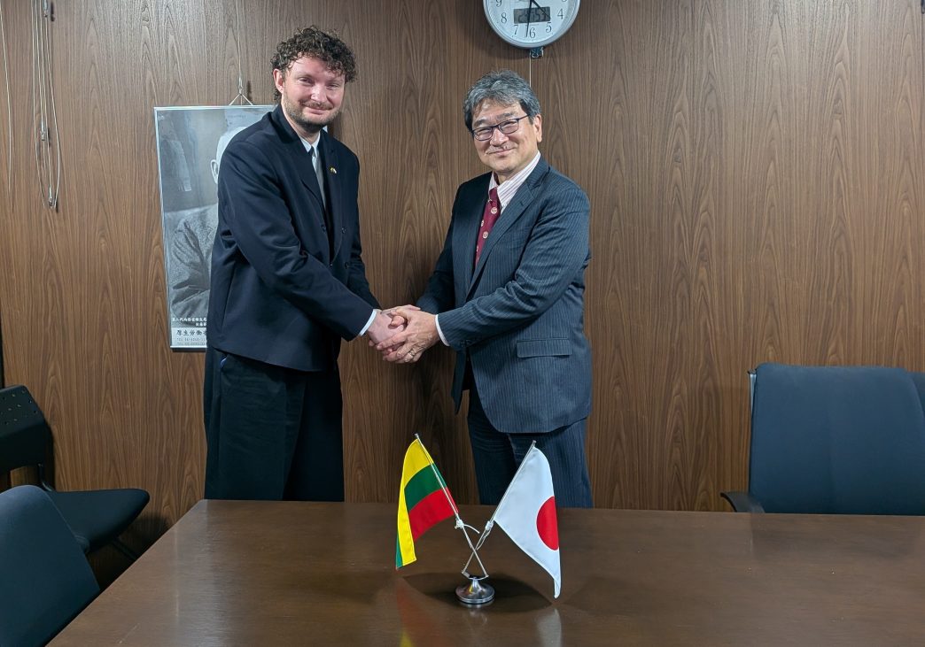 lietuva-ir-japonija-stiprina-bendradarbiavima-sveikatos-inovaciju-ir-biotechnologiju-srityje