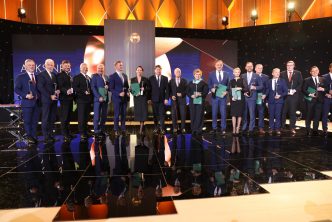 telsiu-rajono-savivaldybei-–-„auksine-krivule“-uz-nuoseklu-socialiniu-paslaugu-stiprinima
