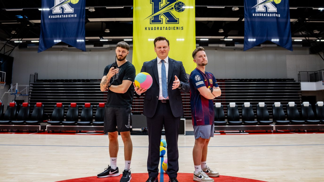 kvadratas-grizta-i-vilniaus-mokyklas:-„kvadratadienis“-suburs-42-mokyklu-rinktines-kovai-del-cempionu-titulo