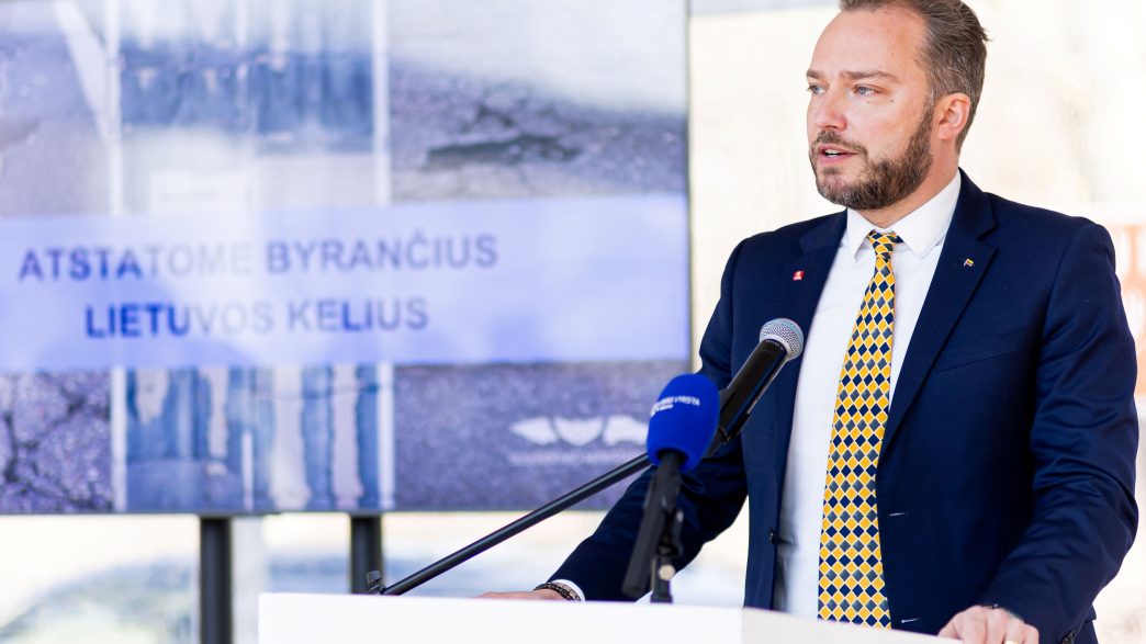 100-juro-taminsko-dienu-xxi-vyriausybeje:-precedento-neturintys-keliu-darbai,-strateginiai-projektai-ir-demesys-atsparumui